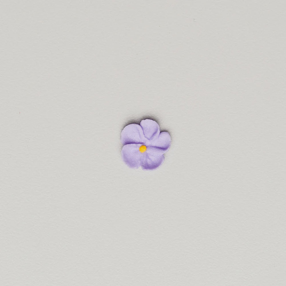 1/2" Royal Icing Forget Me Nots - Petite Lavender - 6 Pieces