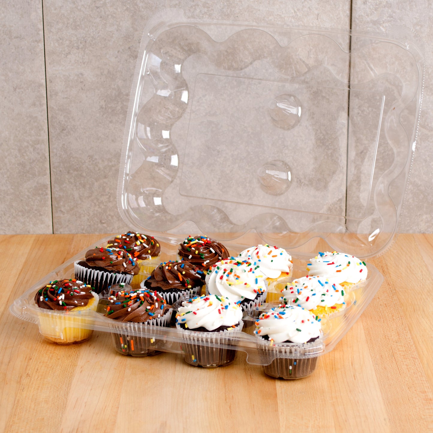 12 Count, Standard Size Plastic Cupcake Container
