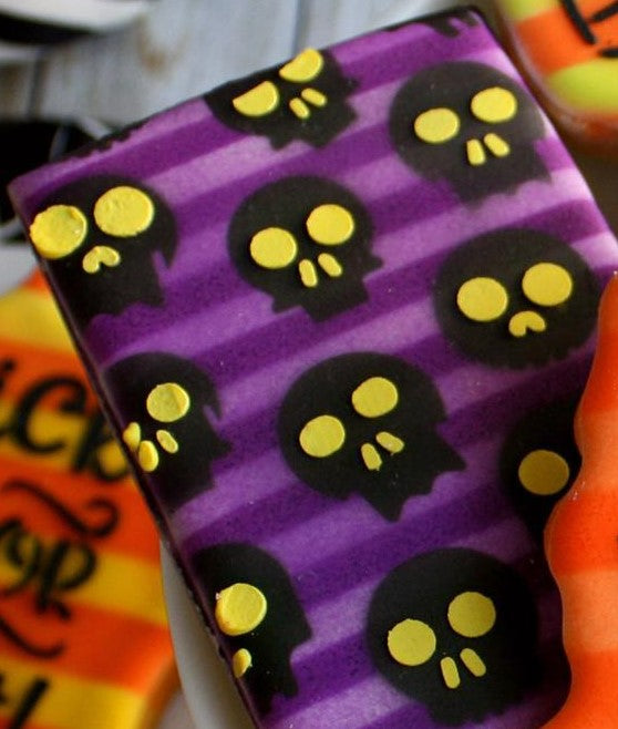 2 Piece Cute Skeleton Heads Stencil Set