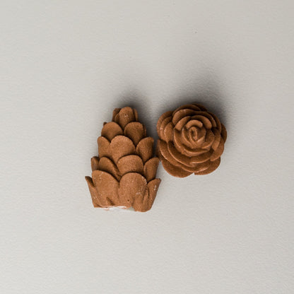3D Pinecones - 1" - Royal Icing - 6 Pieces