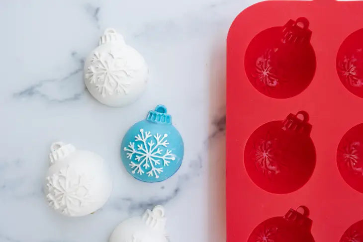 Christmas Baubles Soap Cake Crayon Chocolate Cocoa Bombs Silicone Mold