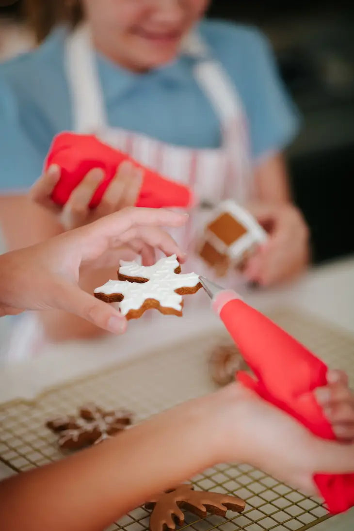 Mug Huggers Christmas Cookie Cutter Set