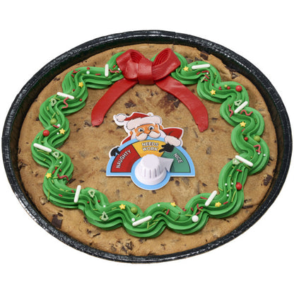 Naughty or Nice Cake Layon
