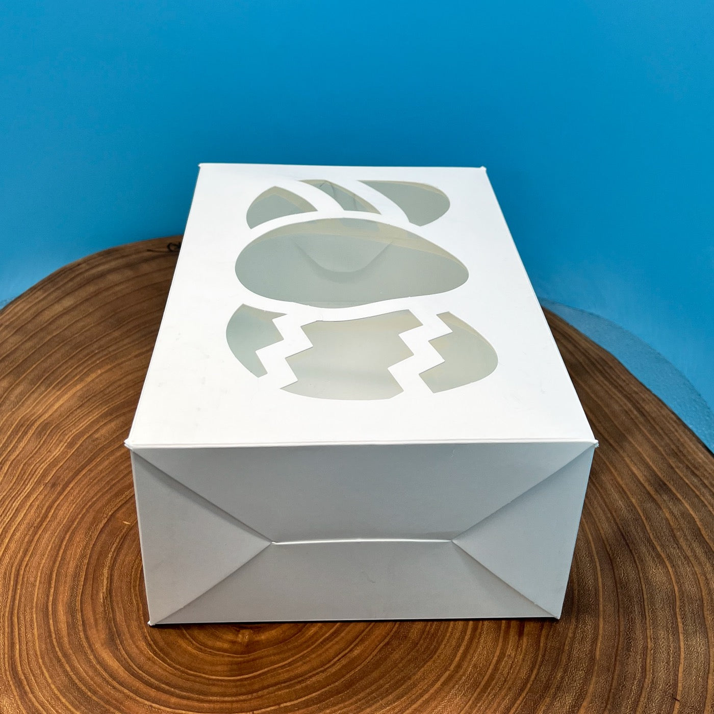 10x7 Cupcake Box with Easter Egg Cutout - 10x7x4