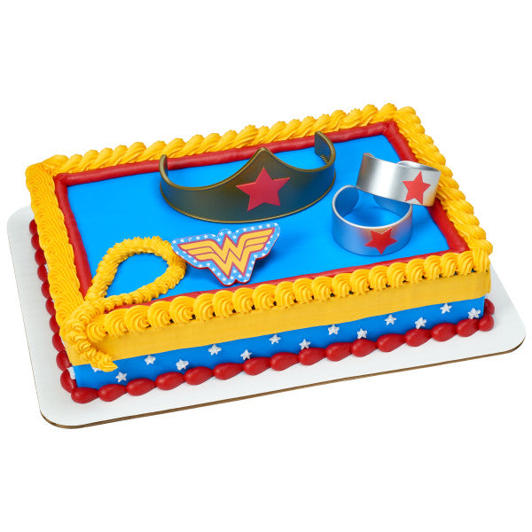 Wonder Woman - Strength & Power Cake Topper Set
