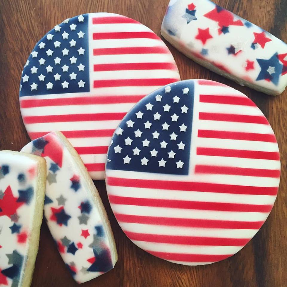 2 Piece American Flag Stencil Set