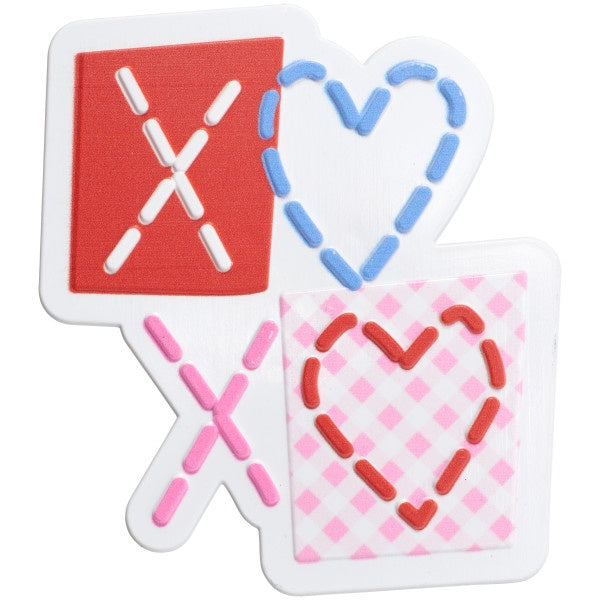 Xs and Os Cross My Heart Cake Layon