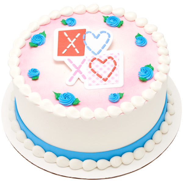 Xs and Os Cross My Heart Cake Layon