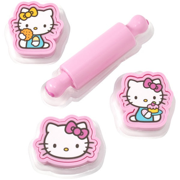 Hello Kitty Play Bake Fun Cake Topper Set