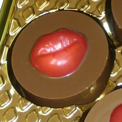 Lips Round Chocolate Covered Cookie Mold
