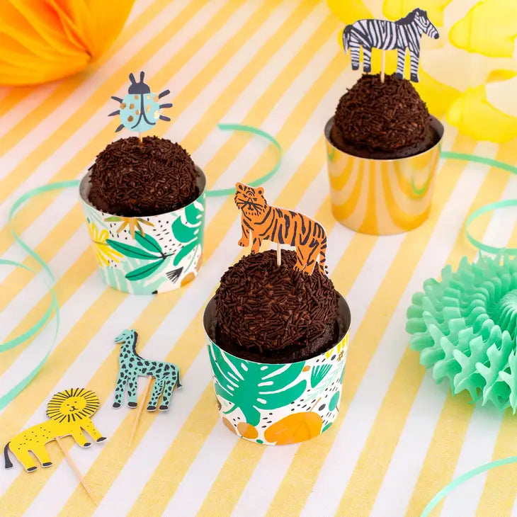 Into The Wild Cupcake Decorating Set