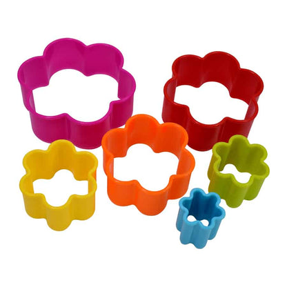 6 Piece Scalloped Cookie Cutter Set